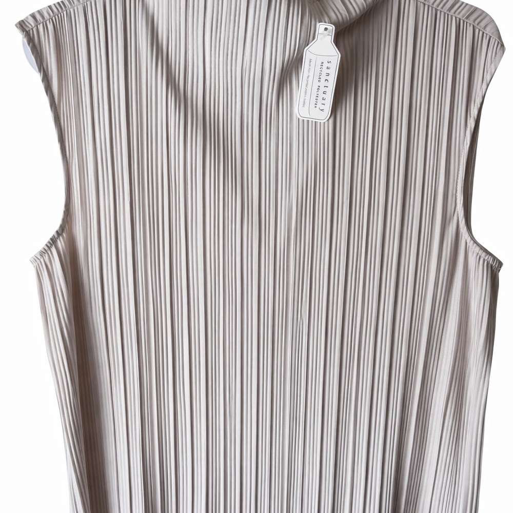 Sanctuary Beige Pleated Sleeveless Top And Pants